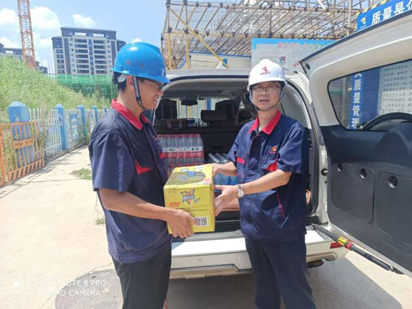 公司黨委書記到池州映湖園項(xiàng)目指導(dǎo)工作 公司黨委書記到池州映湖園項(xiàng)目指導(dǎo)工作