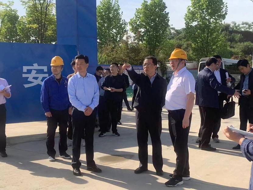 市委書記丁純到金神耐磨項(xiàng)目調(diào)研 市委書記丁純到金神耐磨項(xiàng)目調(diào)研